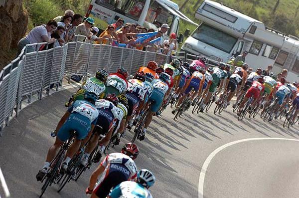 Lined out in the last 500m