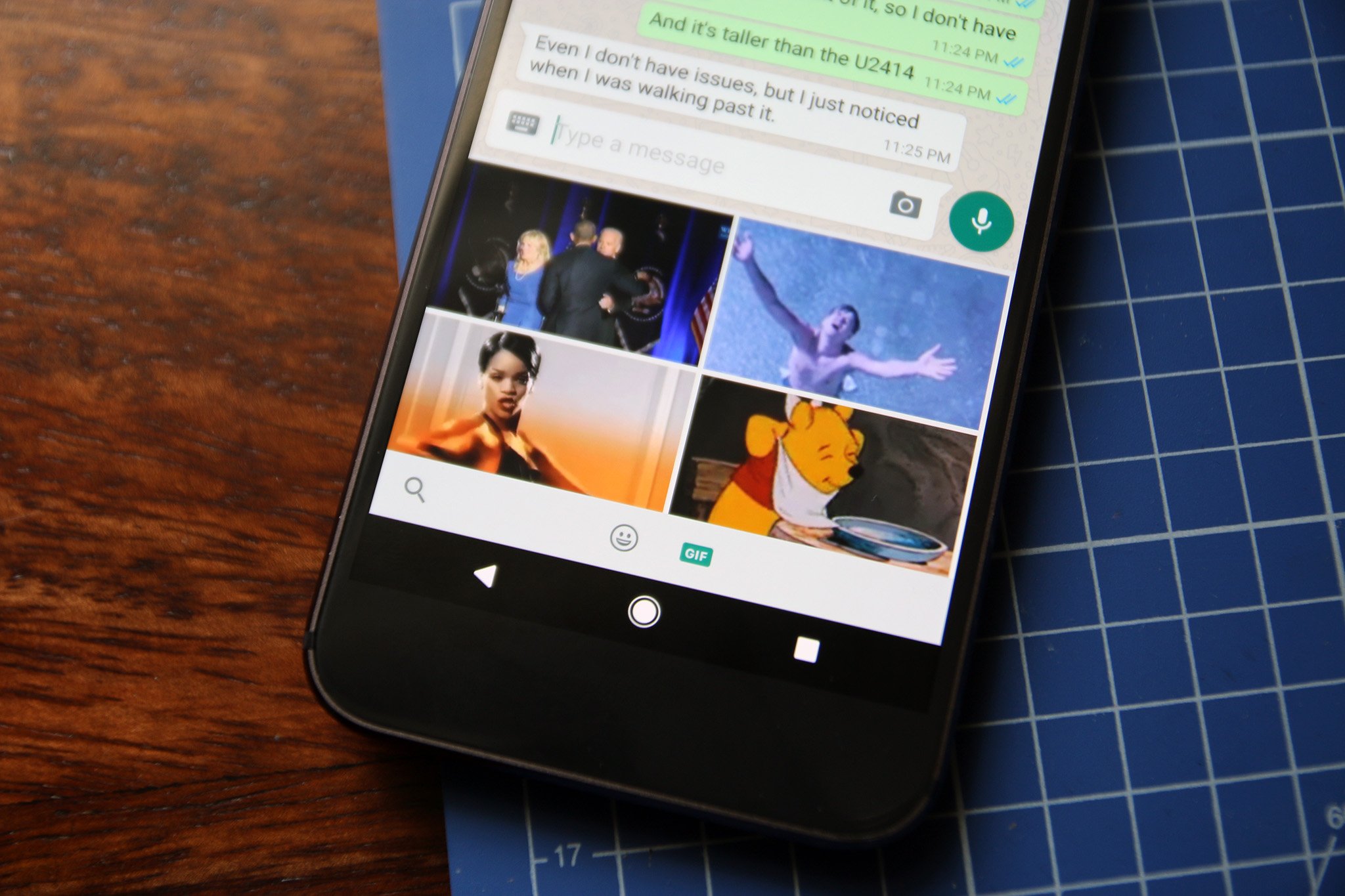 WhatsApp Android Beta-build reveals GIF support is coming