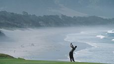 Tiger Woods playing at Pebble Beach in 2000