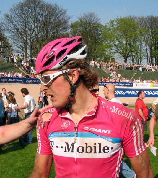 Marcus Burghardt (T-Mobile) crashed during the day.