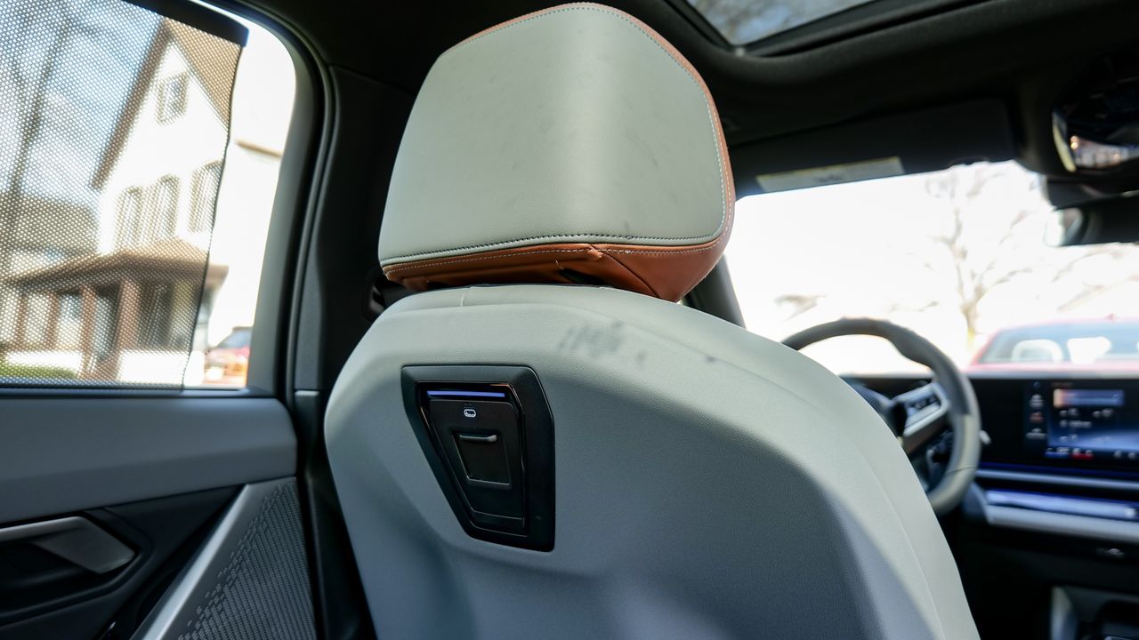 2026 BMW 550e review.