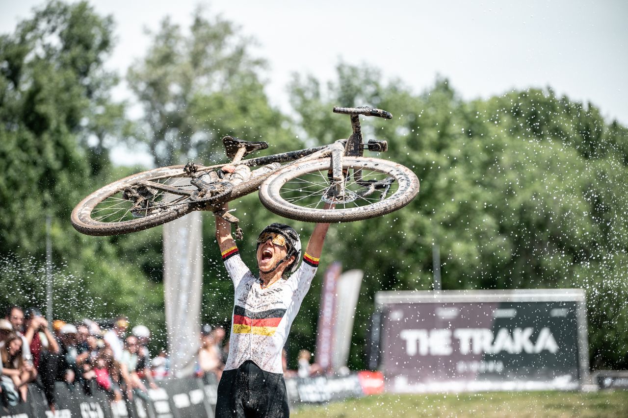 Carolin Schiff wins The Traka 200 for elite women
