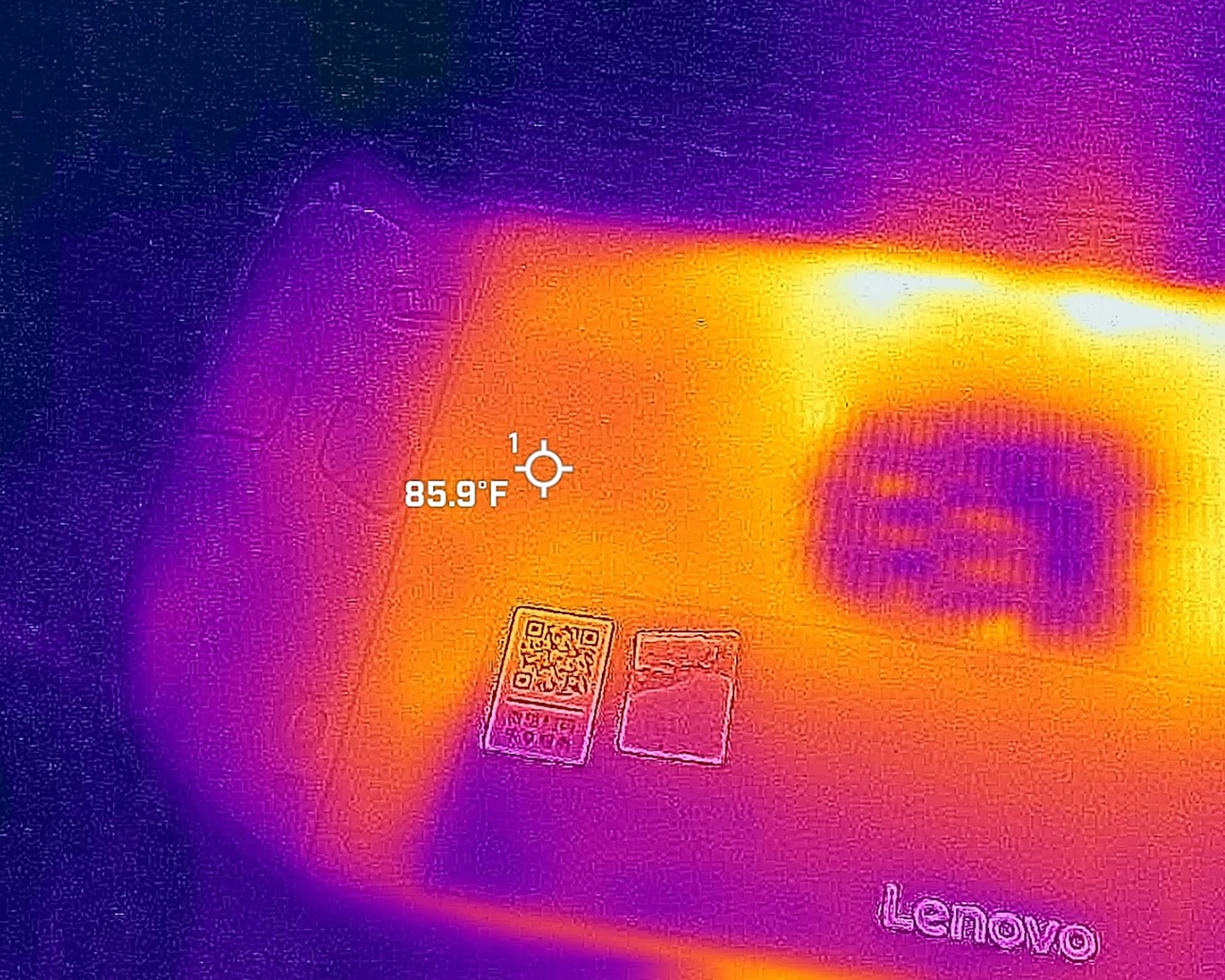 Thermal picture of the Lenovo Legion Go 2 's right grip area, showing that it's 85.9 degrees F. 