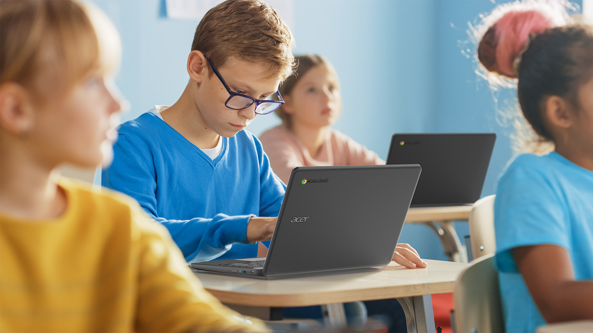 Why Should You Opt for Chromebook for School Classes?