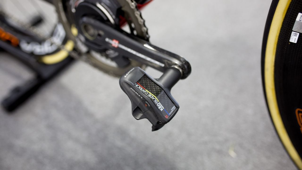 Every component on Swift's bike is Italian, except for the French Look Keo Blade Carbon Pedals