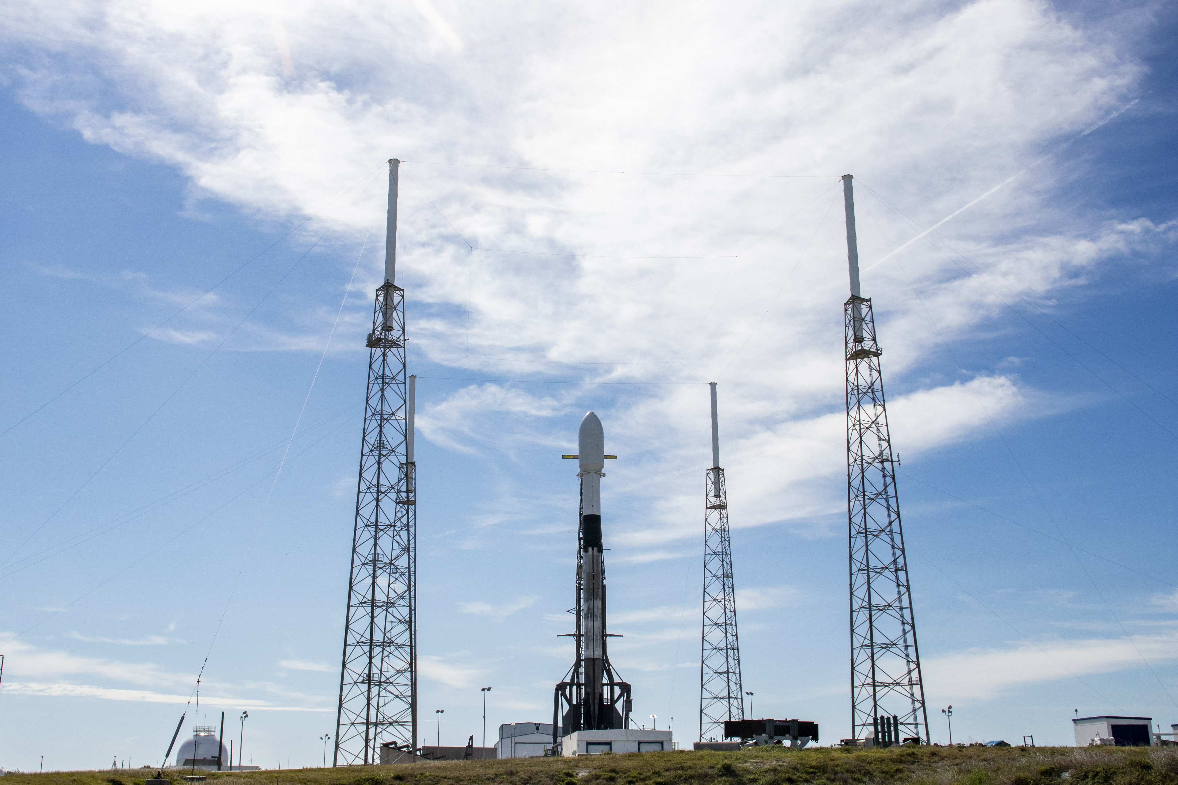 SpaceX Again Delays Starlink Internet Satellite Launch - The New