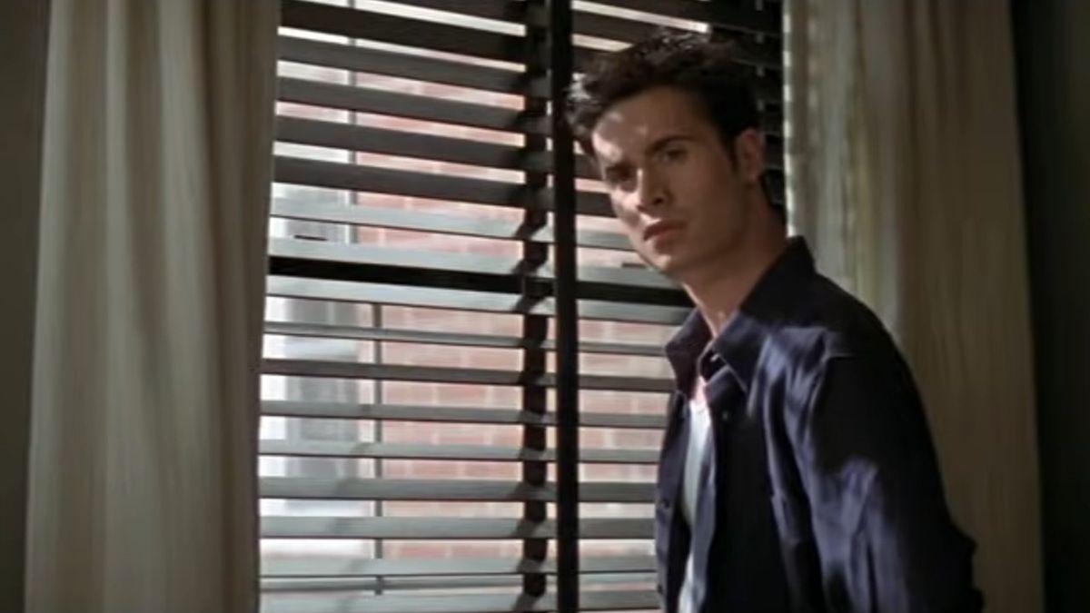 Screenshot of Freddie Prinze Jr. as Ray Bronson in the I Know What You Did Last Summer trailer