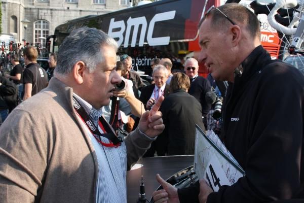 Leopard Trek financial backer Flavio Becca talks to directeur sportif Kim Andersen