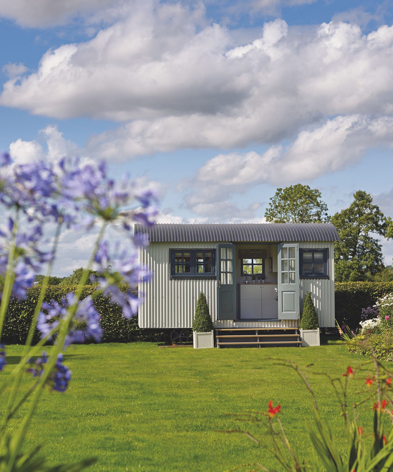 Garden Room Ideas: 17 Garden Buildings For Spaces Big And Small ...