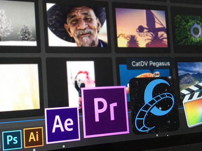 SquareBox_Adobe