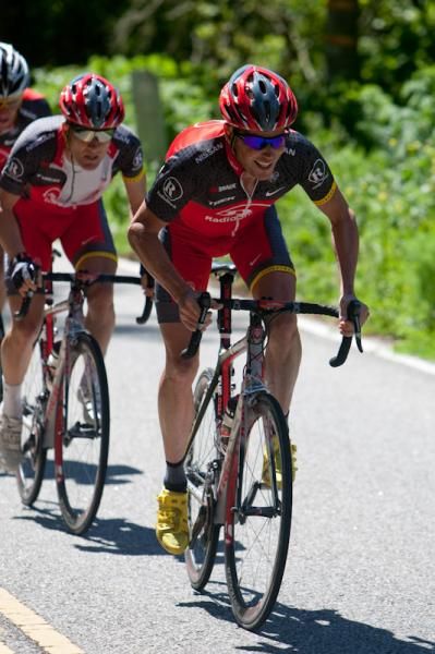 Chris Horner paces RadioShack teammate Levi Leipheimer at the head of the field.