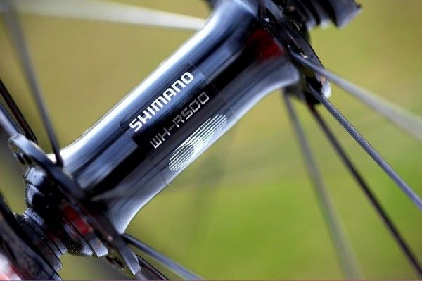 he Shimano R500s ran ﬁne after an initial wobble, but they&rsquo;re a downgrade on the opposition.