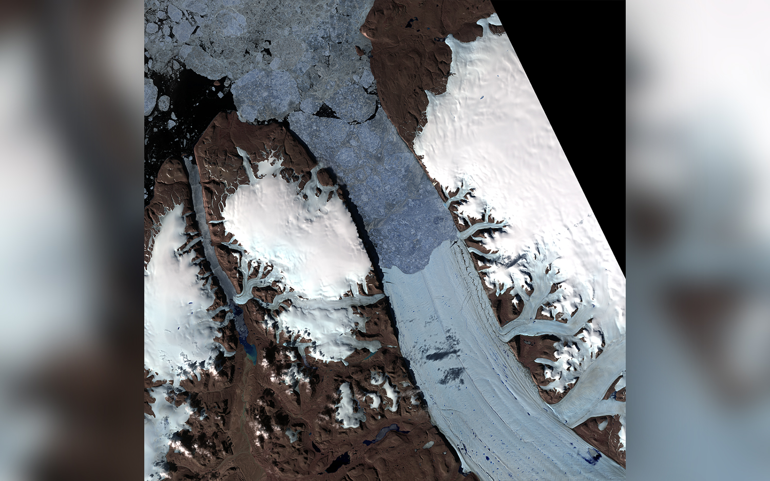 greenland glacier cracking