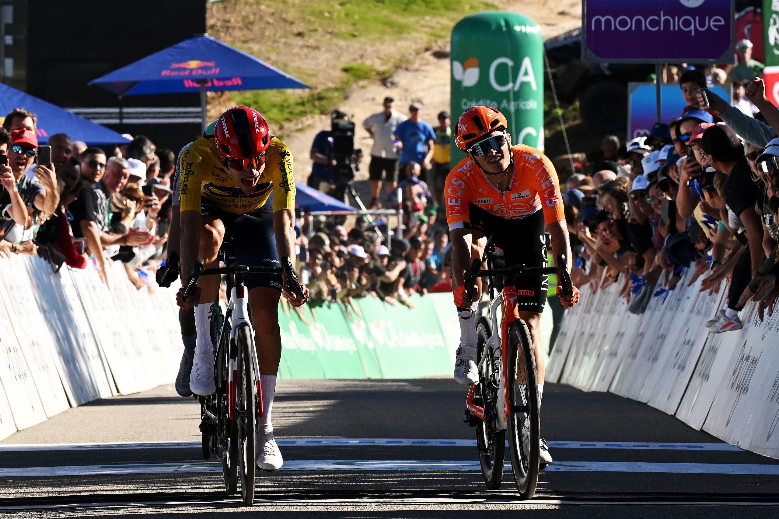 'It’s nice to be up there again at the start of the season' – Oscar Onley impresses in debut race for Ineos Grenadiers, narrowly misses out on win