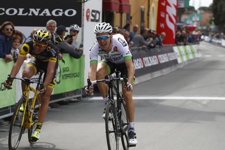 Laurent Pichon (Fortuneo - Vital Concept) prepares to celebrate his win