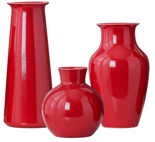 Red vase set