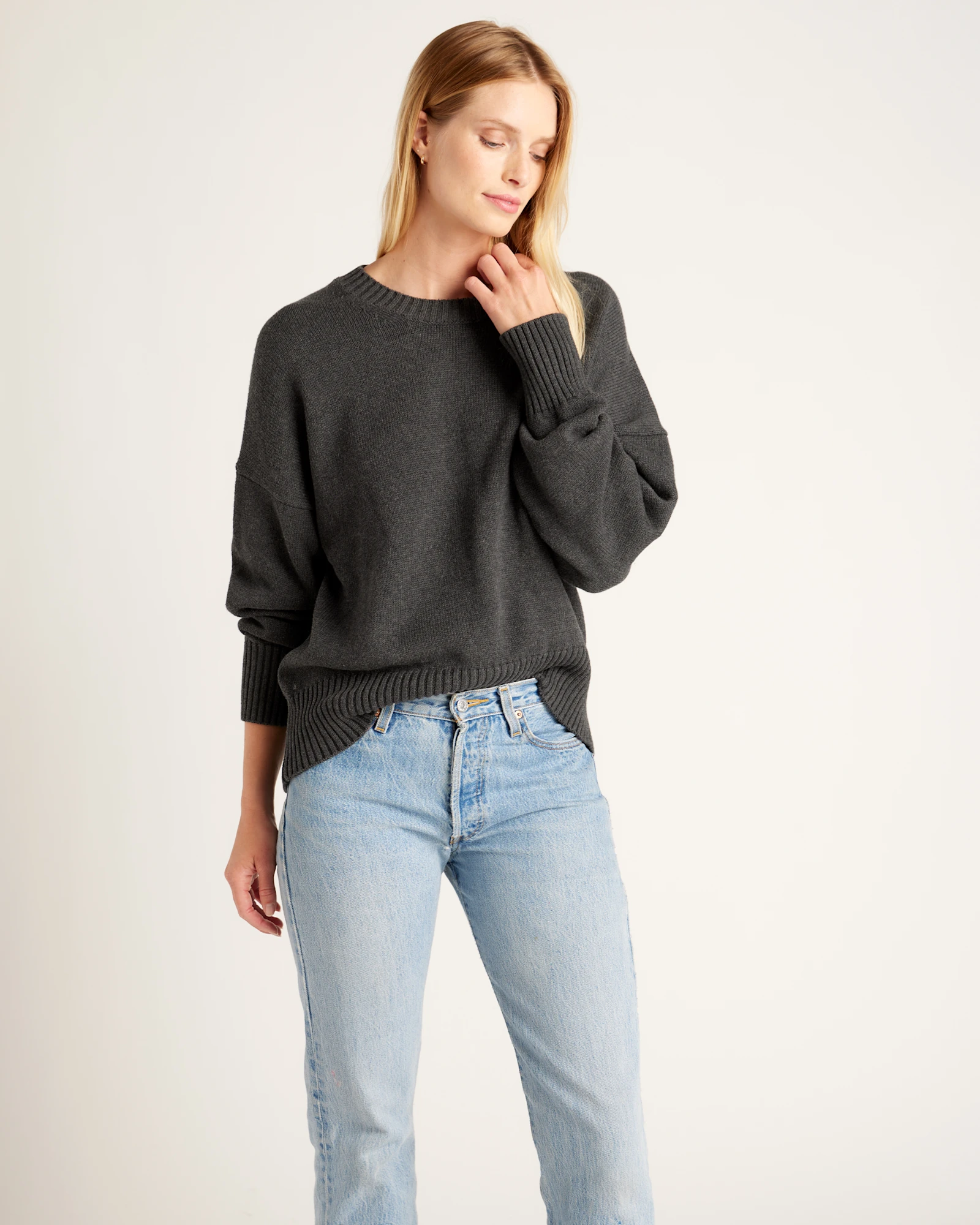 100% Organic Cotton Boyfriend Crew Sweater in Charcoal