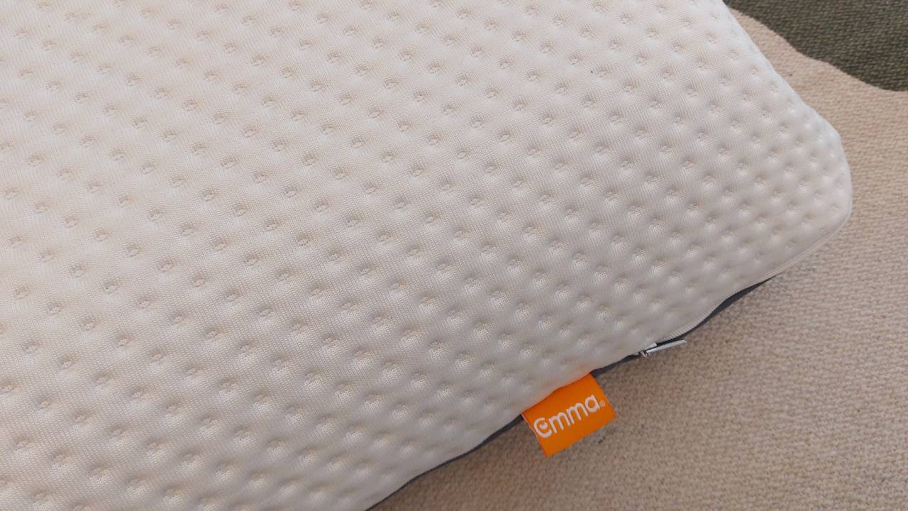 Emma Adapt Cooling Pillow