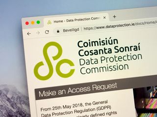 Image of the Irish Data Protection Commissioner's website in Irish