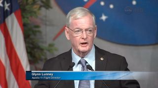 Apollo 11 flight director Glynn Lunney speaks at the memorial service for Neil Armstrong at the Johnson Space Center, TX, June 20, 2013.