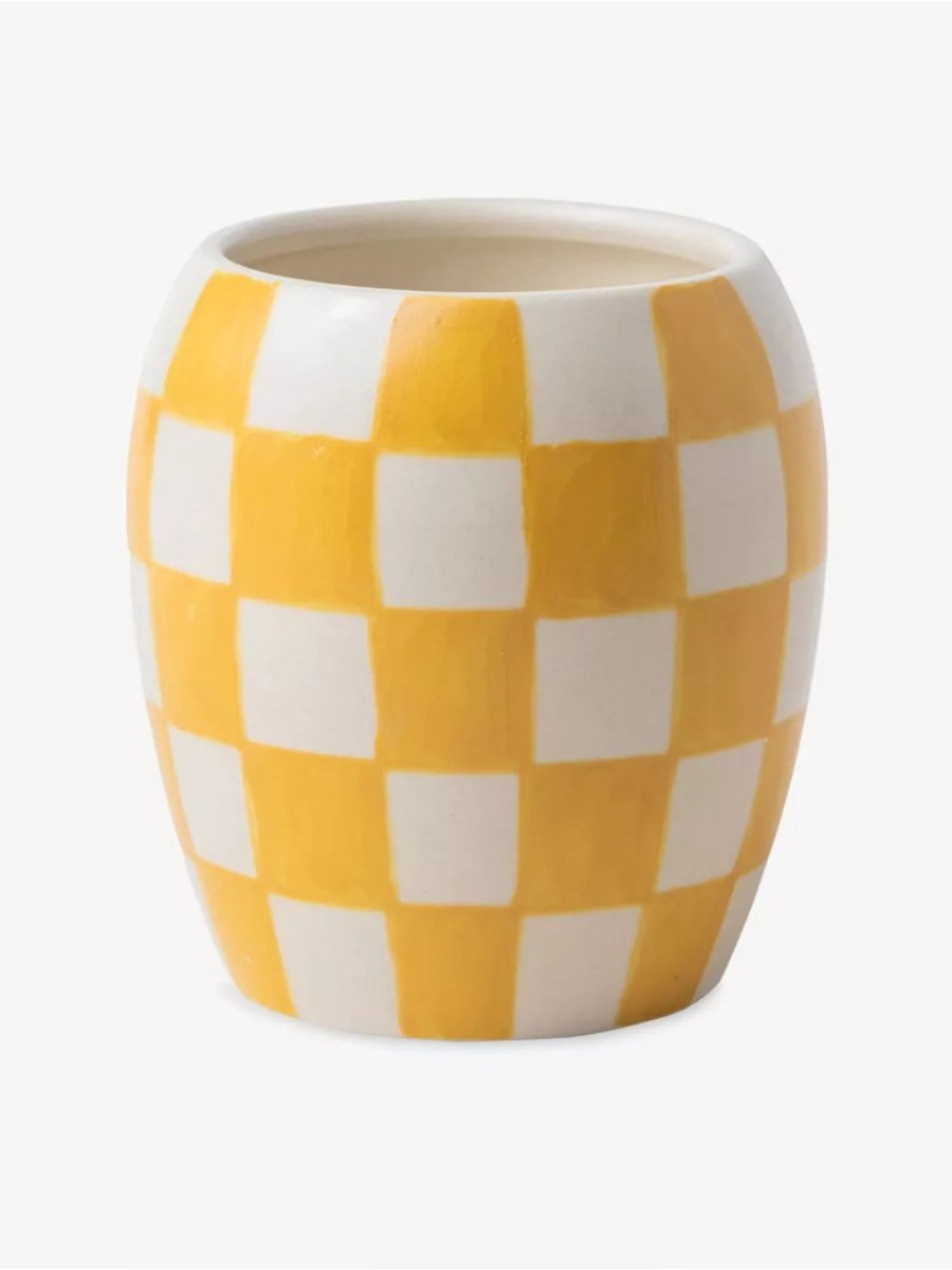 Checkmate Golden Amber Scented Candle With Checkered Porcelain Vessel 311g