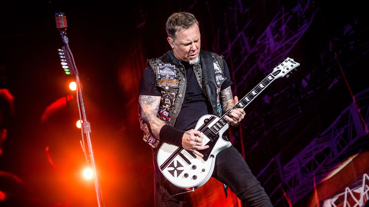 James Hetfield performing live