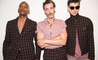 Oliver Spencer S/S 2019 - Checkered tailoring remains a theme throughout