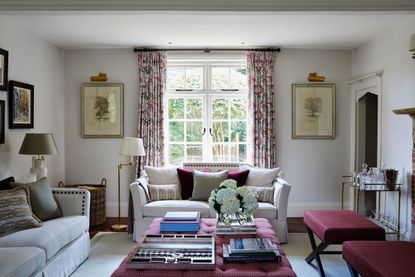 How to mix and match pillows on a sofa | Homes & Gardens