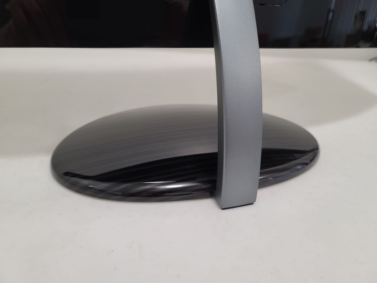 AOC CU32V3