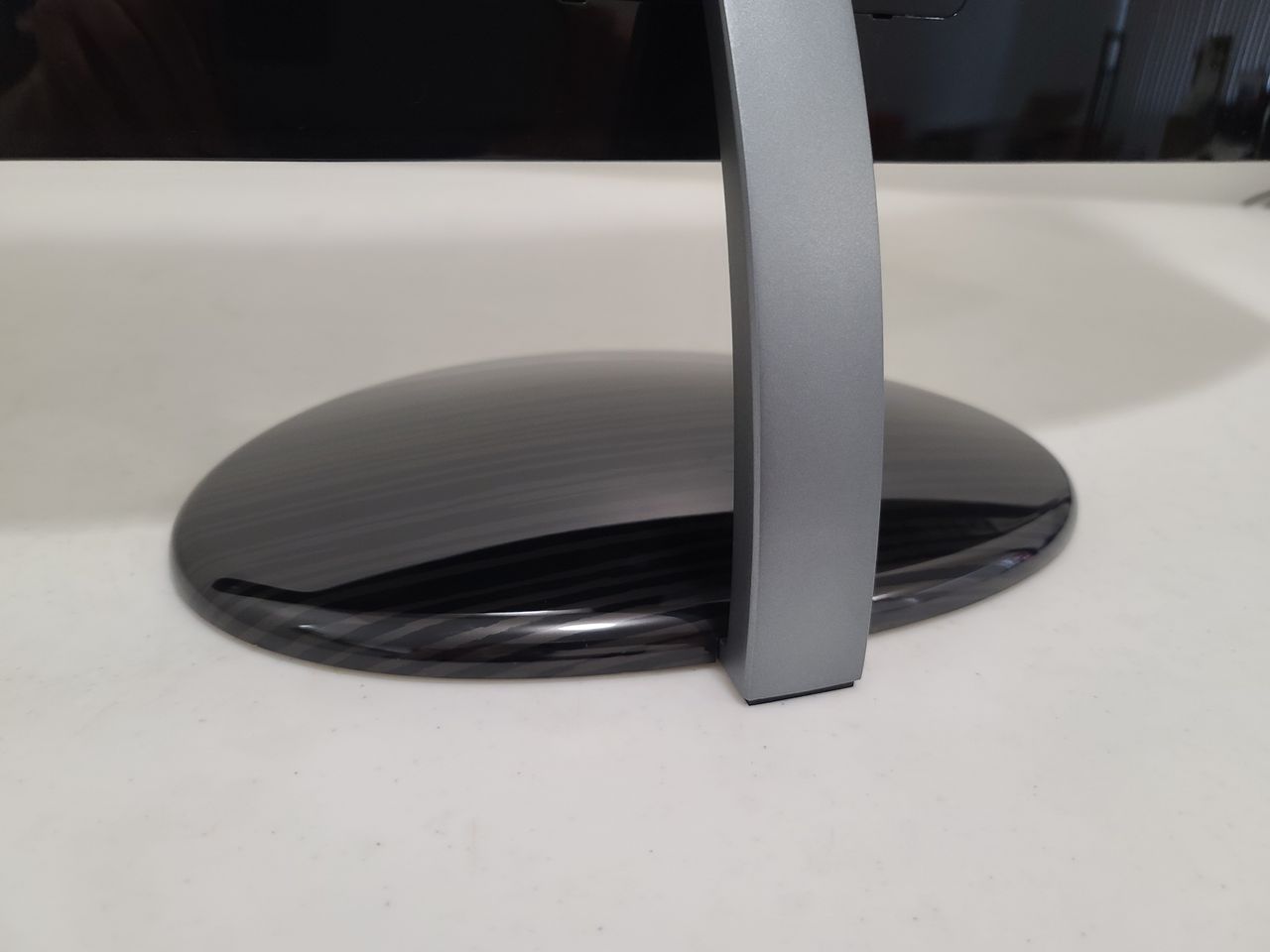 AOC CU32V3