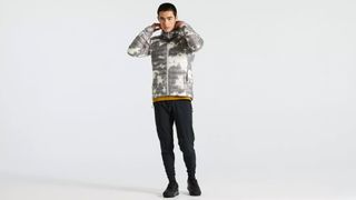 Specialized rider in your life? Then this versatile cycling jacket has an incredible $160 off, a perfect gift this festive season