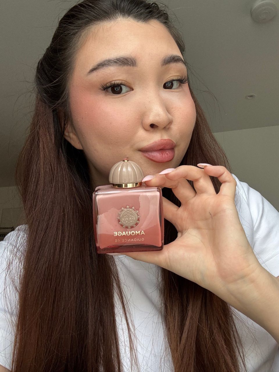 Denise Primbet Testing Amouage Orientação 46