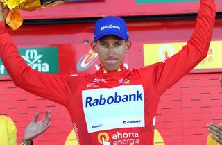 Bauke Mollema (Rabobank) in the red jersey.