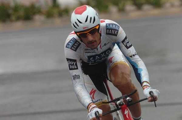 Swiss Fabian Cancellara (Saxo Bank) on the way to the Valencia stage win and Vuelta a Espa&ntilde;a overall lead.