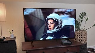 Interstellar playing Sony Bravia 3 LED TV