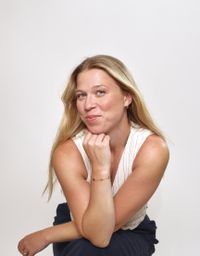 Lucy Kalice's avatar