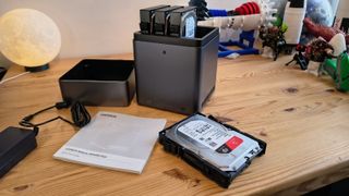Ugreen NASync DH4300 Plus