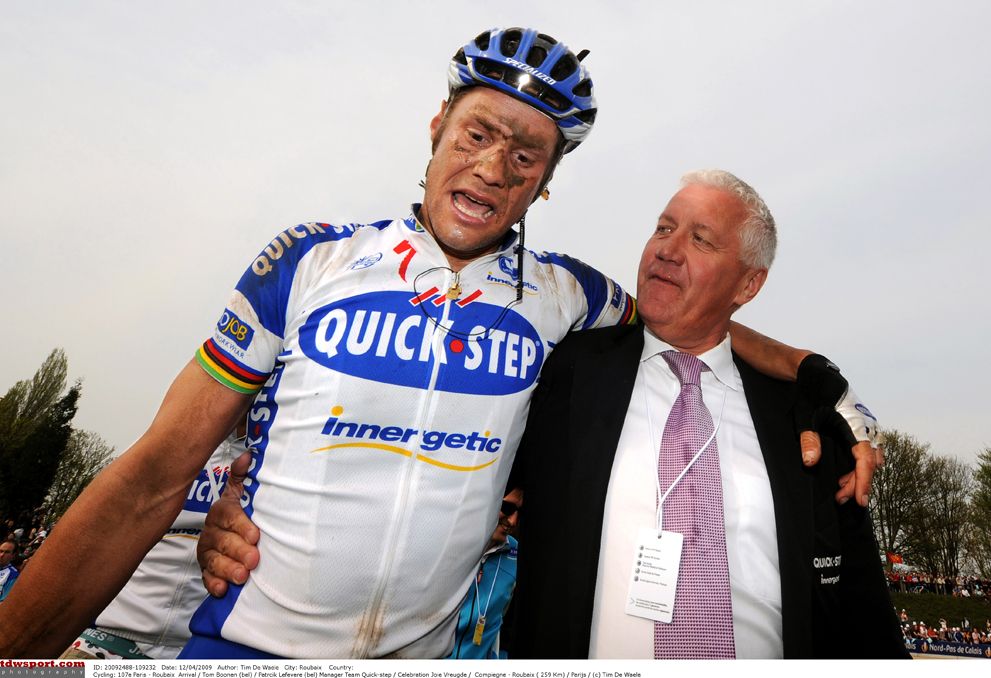 Patrick Lefevre congratulates Boonen in the Roubaix velodrome