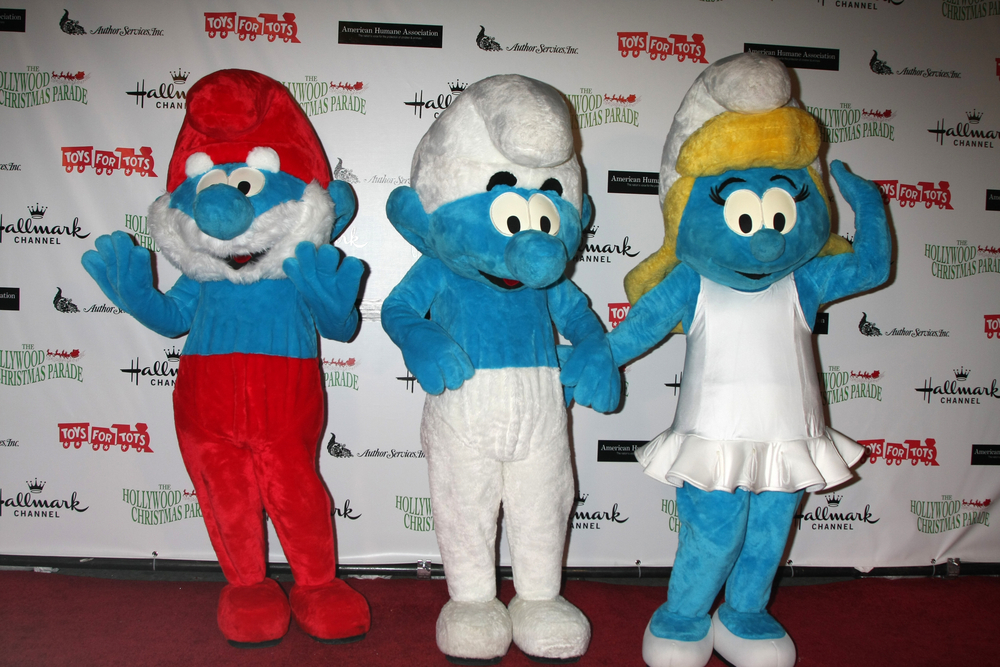 Bizarre 'Papa Smurf' resurfaces on the internet; know how overuse of  colloidal silver caused a man to turn blue