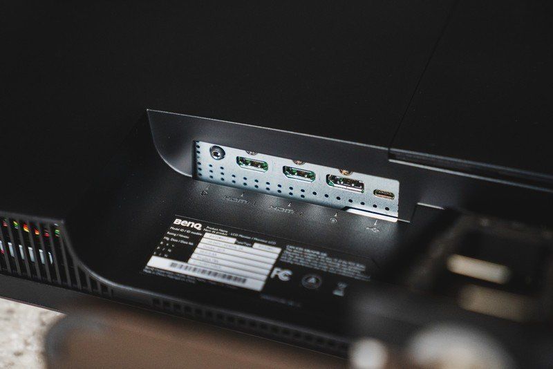 BenQ EW3280U ports