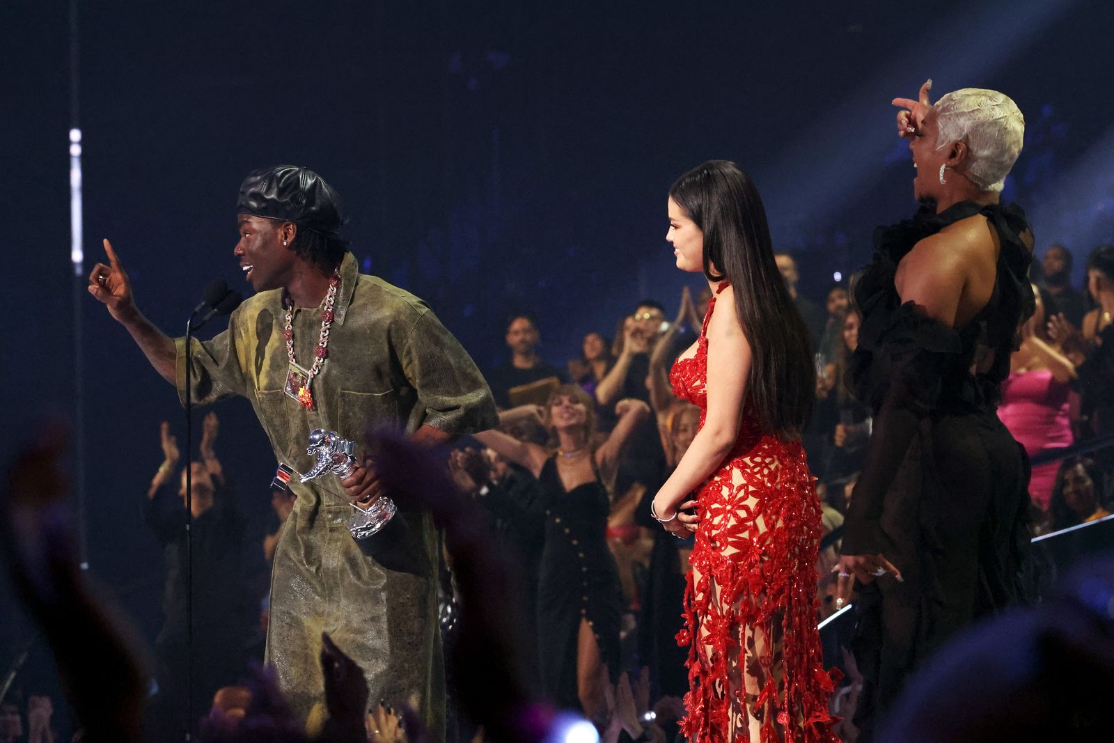 Who is Selena Gomez dating right now? All the post-VMA intel | My