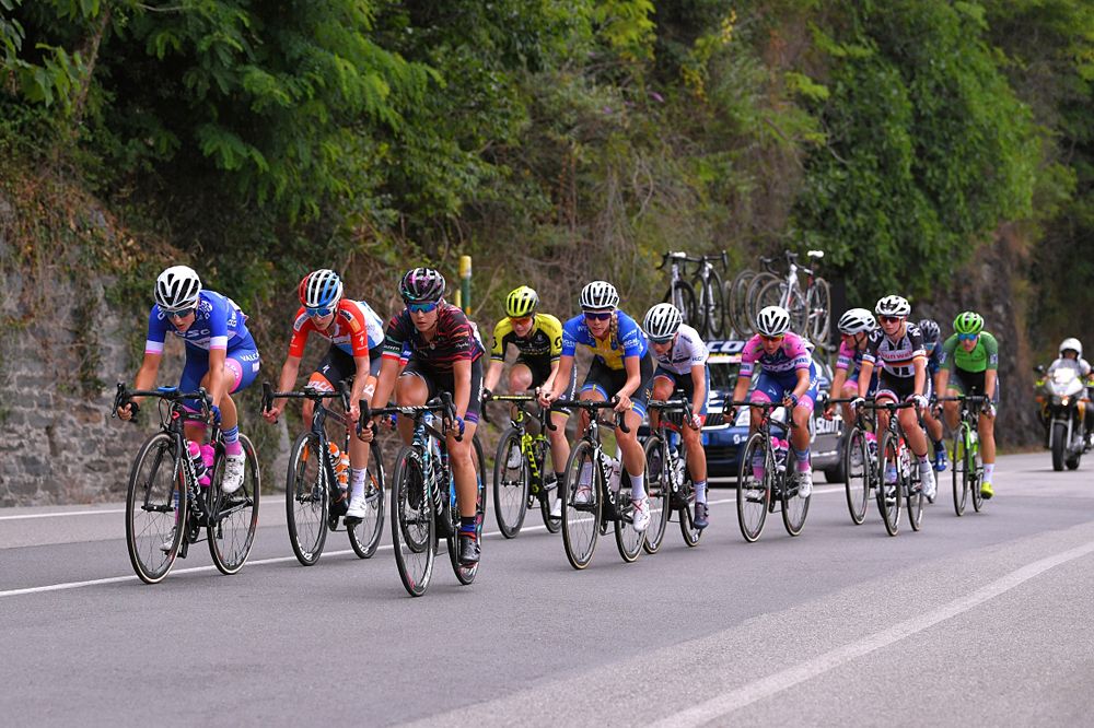 The lead group at the Giro Rosa's fifth stage