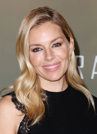 Sienna Miller attends the Apple Original Series "Extrapolations" red carpet premiere event at Hammer Museum on March 14, 2023 in Los Angeles, California