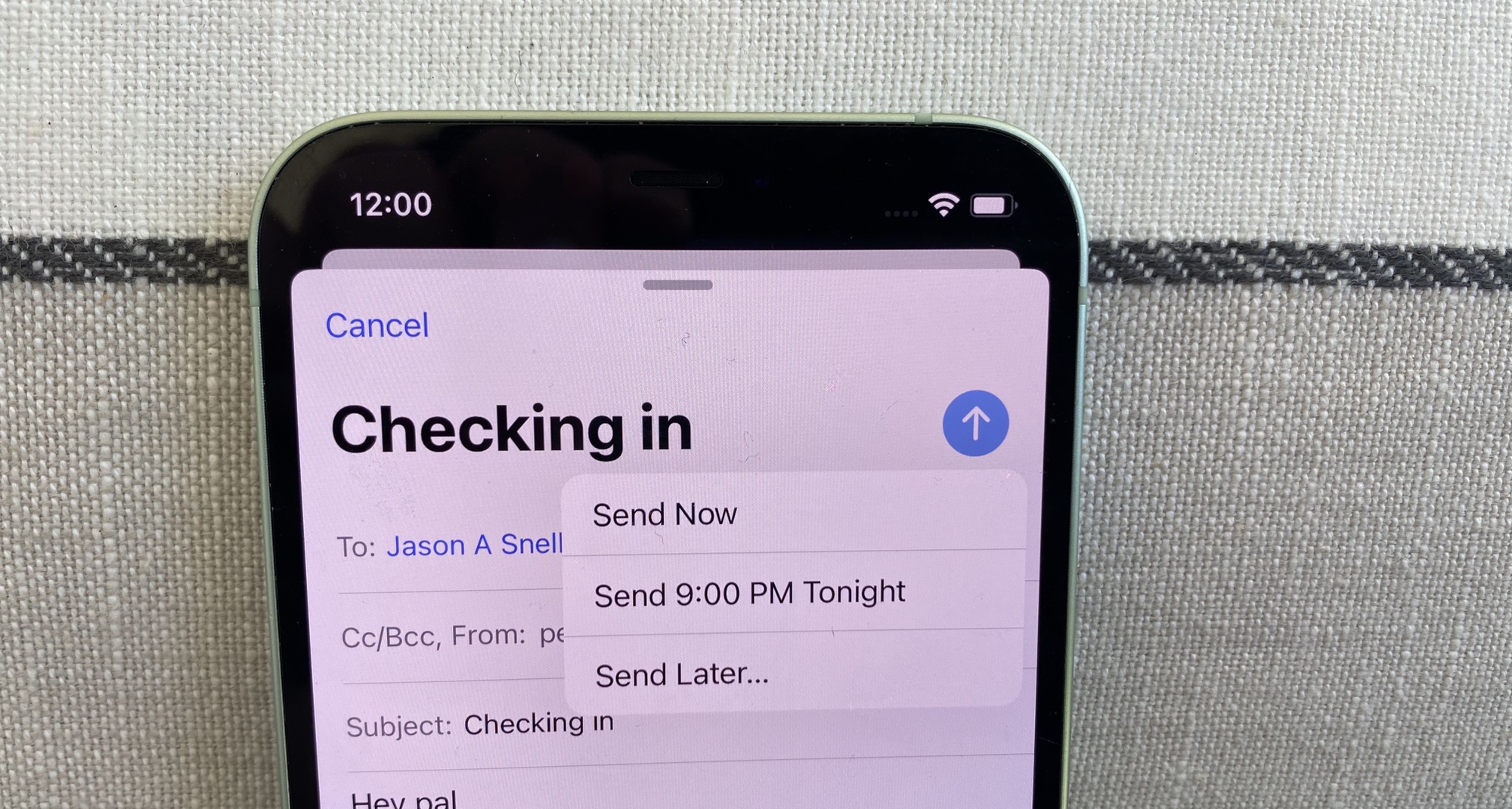 iOS 16 Mail يعرض ميزة الإرسال لاحقًا