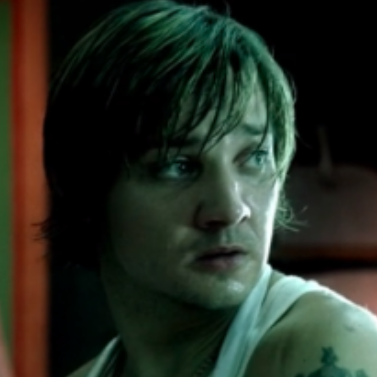 Jeremy Renner as Roger Jennings on CSI 2001