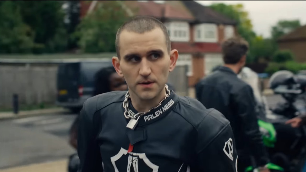 ピリオンのハゲのハリー・メルング。