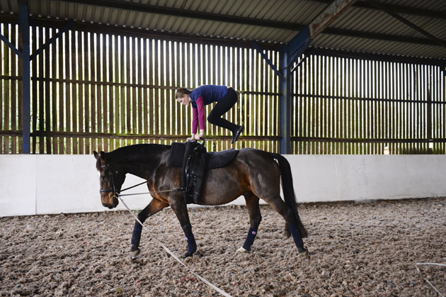 Vaulting_NewYearChal14pn_51865.jpg