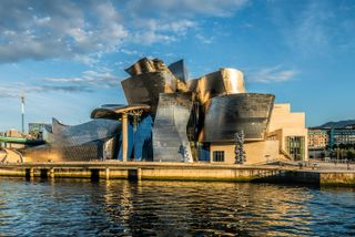 Guggenheim Museum Bilbao , museum of modern and contemporary art , architect Frank Gehry , Bilbao