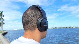 Bose QuietComfort 45 vs. Sony WH-1000XM4