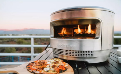 Solo Stove Pi Pizza Oven, Tested: Gas or Wood, It's All Good